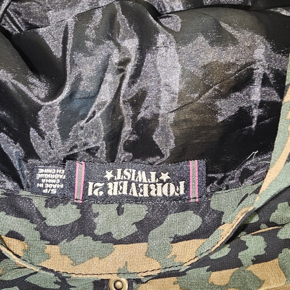 Vintage | S | Forever 21 Twist | Y2K Leopard Print Ruched Mini Skirt - Picture 3 of 3